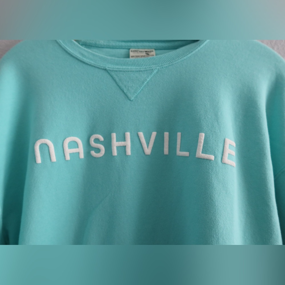 Crew Neck - Picture 3 of 4